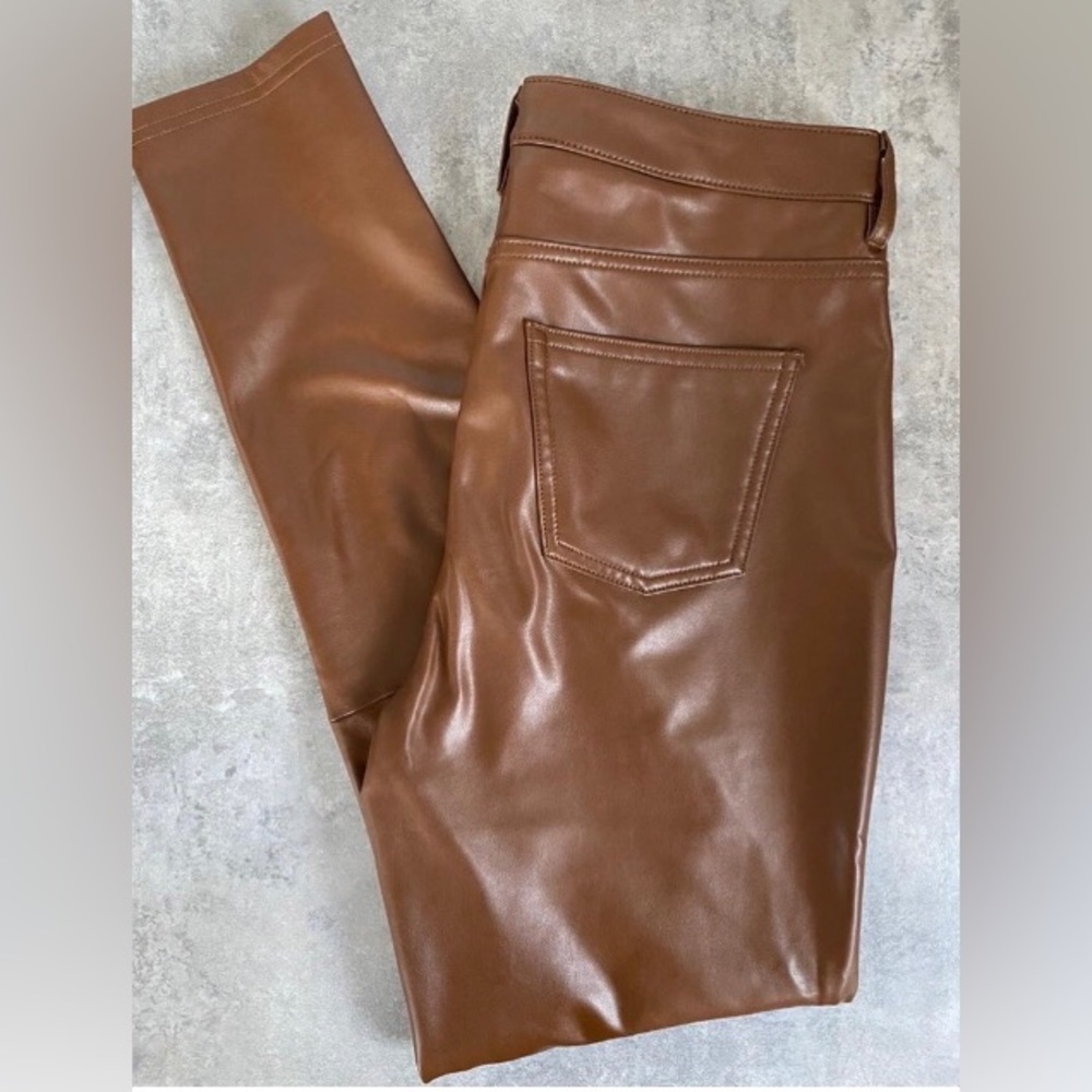 7 For All Mankind Vegan Faux Leather Brown Pants size M Like New - Picture 4 of 6